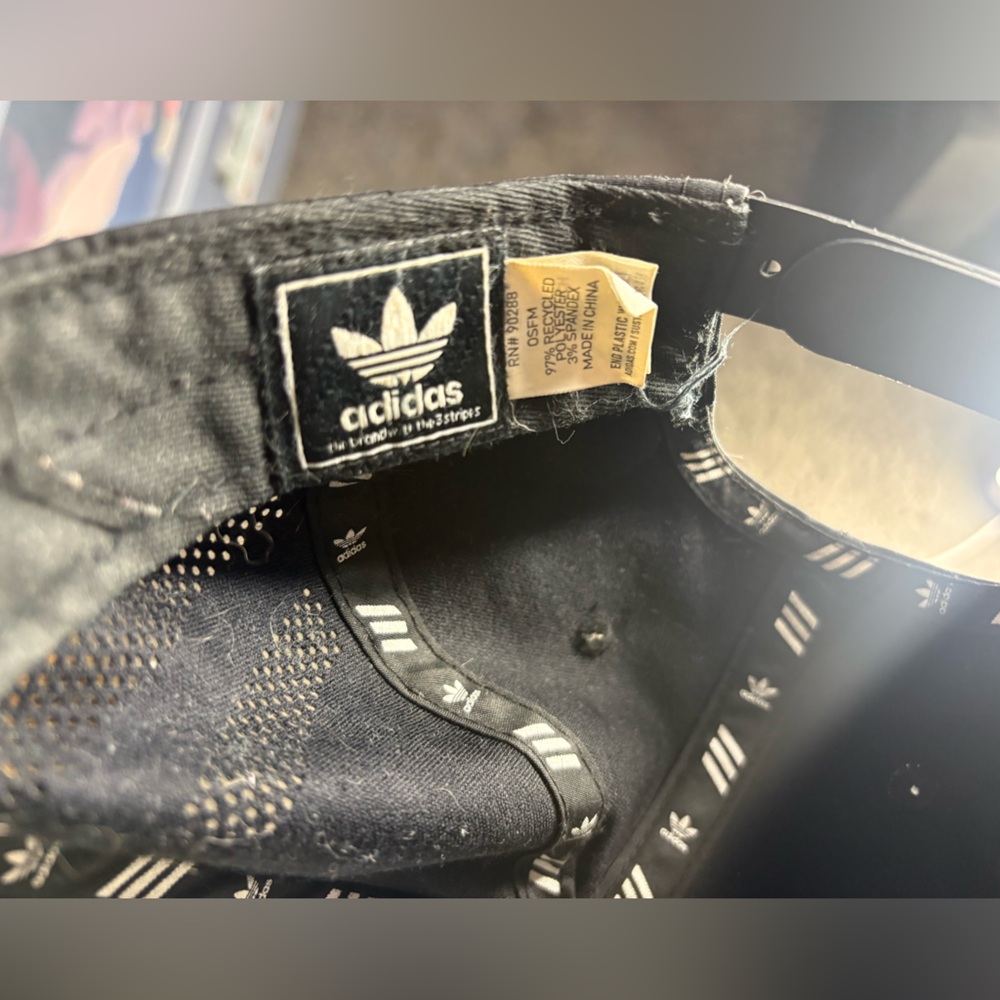 ADIDAS Adjustable Hat 🌵OSFM - Picture 3 of 8